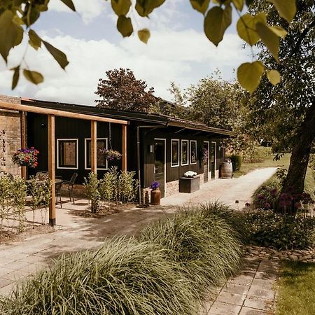 In De Tuin In Gees Villa ภายนอก รูปภาพ