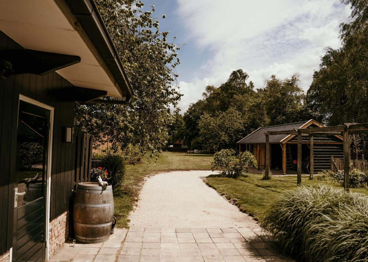 In De Tuin In Gees Villa ภายนอก รูปภาพ